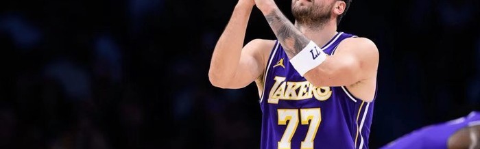 九游体育-最惨烈的MVP之争？4人都具备获奖资格！场均33+8+8进不了前三|东契奇|约基奇|亚历山大|文班|雷霆_新浪体育_新浪新闻