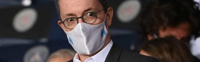 九游体育-马赛球迷攻占球队基地​ 靠打砸就能逼退无能主席？