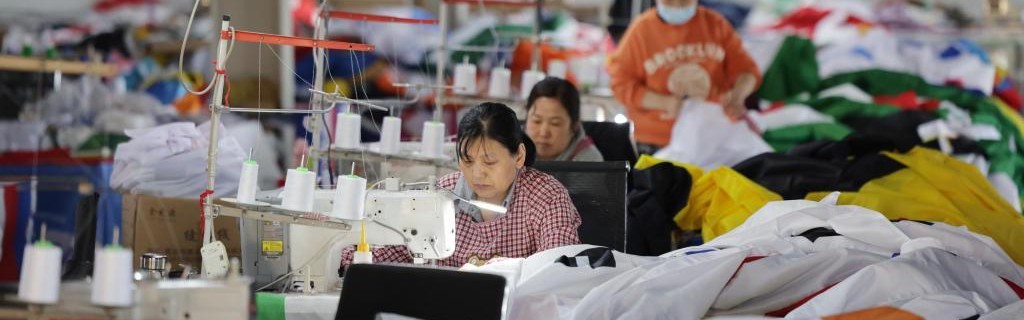 九游-“青岛制造”即将亮相美加墨世界杯赛场，48强国旗青岛出品