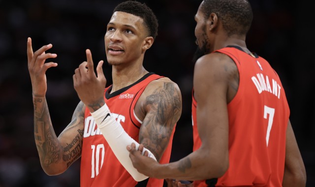 九游体育-小贾三分10中1！夹KD无限放空小贾 空间差&amp;无发牌手导致逻辑闭环